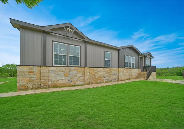 3rd image of 480 Holz Rd, Niederwald, TX 78640 | MLS# 2483384