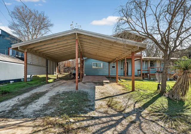 3rd image of 2401 De Soto Dr, Austin, TX 78733 | MLS# 9694179