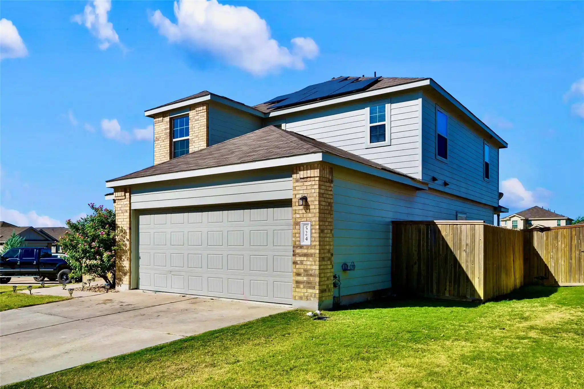 Listing Photo 2 - Condo for sale in 524Th Cir Wy located at 524Th Cir Wy, Jarrell, TX 76537 - Unit #12F
