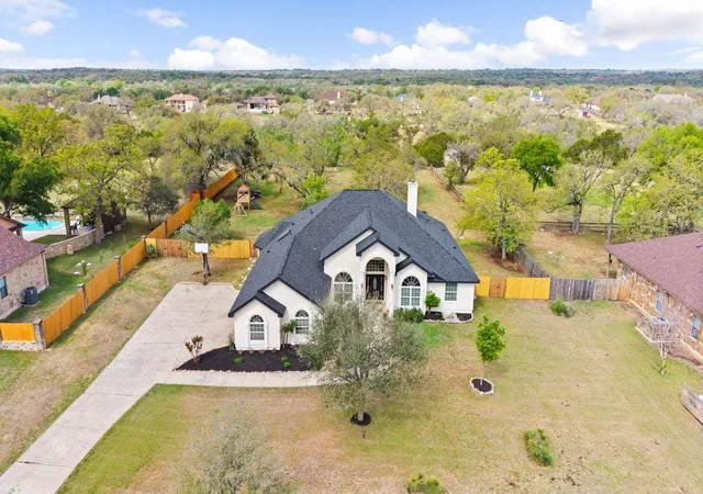Photo 2 of Single family home for sale at 744 W Bartlett Dr, Buda, TX 78610 | MLS# 1764781 | Listing updated on 2026-08-01