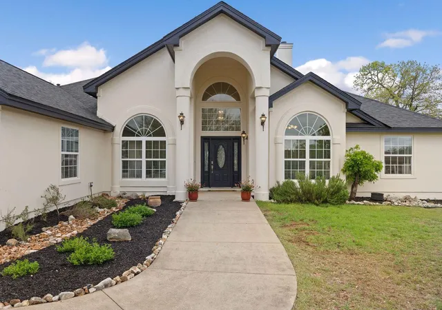 Photo 3 of Single family home for sale at 744 W Bartlett Dr, Buda, TX 78610 | MLS# 1764781 | Listing updated on 2026-08-01