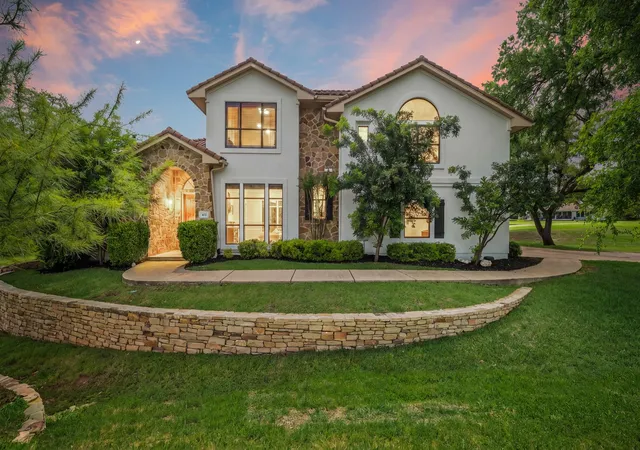 Photo 2 of Single family home for sale at 402 Zephyr St, Lakeway, TX 78734 | MLS# 5857357 | Listing updated on 2026-09-06
