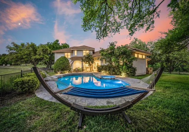 Photo 1 of Single family home for sale at 402 Zephyr St, Lakeway, TX 78734 | MLS# 5857357 | Listing updated on 2026-09-06