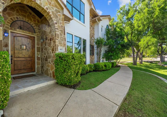 Photo 3 of Single family home for sale at 402 Zephyr St, Lakeway, TX 78734 | MLS# 5857357 | Listing updated on 2026-09-06