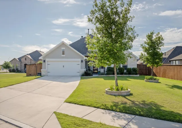 Photo 3 of Single family home for sale at 109 Seedling Ct, Liberty Hill, TX 78642 | MLS# 7991819 | Listing updated on 2026-08-18