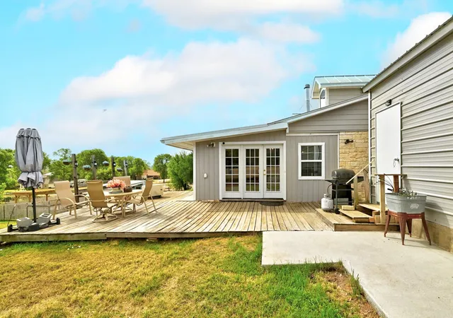 40th image of 127 Klbj Rd, Smithville, TX 78957 | MLS# 2525054