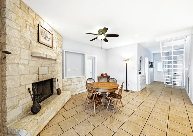 5th image of 127 Klbj Rd, Smithville, TX 78957 | MLS# 2525054