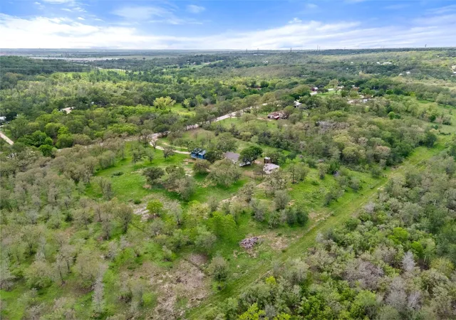 3rd image of 274 Old Austin Trl, Elgin, TX 78621 | MLS# 9241177