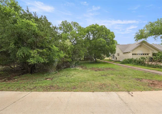 3rd image of 101 Brookhollow Dr, Wimberley, TX 78676 | MLS# 3716484