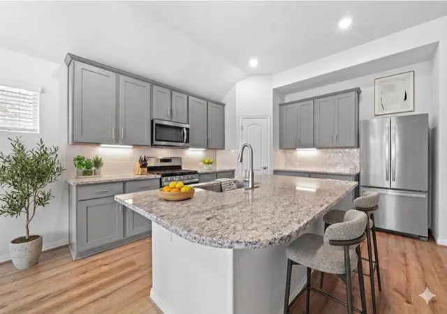 Photo 4 of Single family home for sale at 392 Algaroba Loop, Buda, TX 78610 | MLS# 6530274 | Listing updated on 2026-09-30