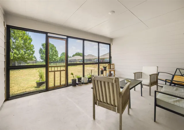 3rd image of 109 Egret Dr, Bastrop, TX 78602 | MLS# 6430113