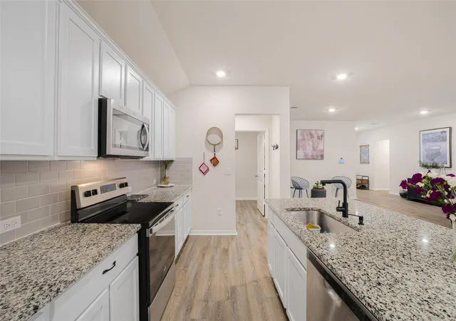 5th image of 109 Egret Dr, Bastrop, TX 78602 | MLS# 6430113
