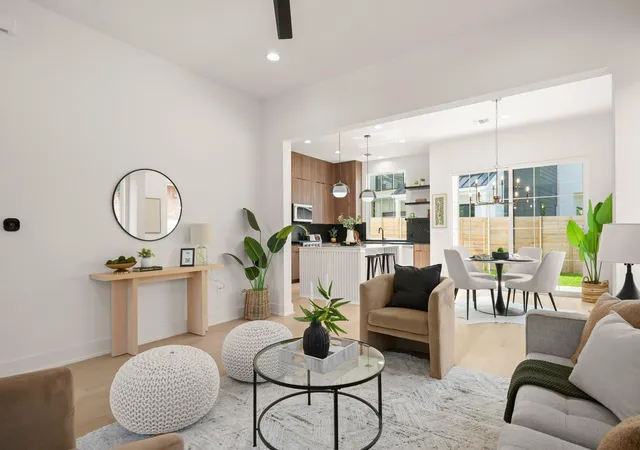 2nd image of 601 Vermont Rd #1, Austin, TX 78702 | MLS# 9905098