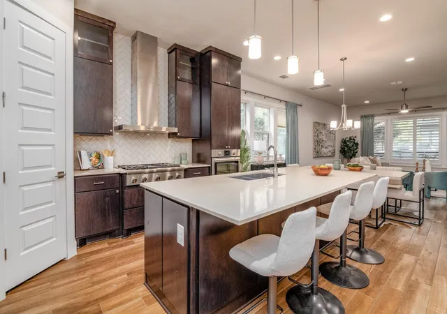 1st image of 4202 Wayfarer Wy, Austin, TX 78731 | MLS# 3359852