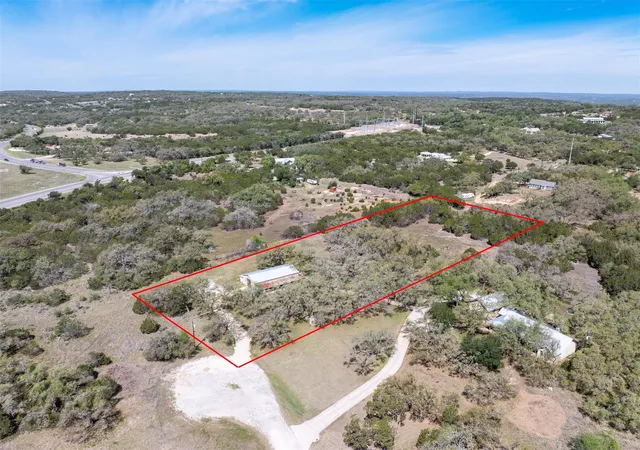 4th image of 220 Meadowview Dr, Wimberley, TX 78676 | MLS# 8825491