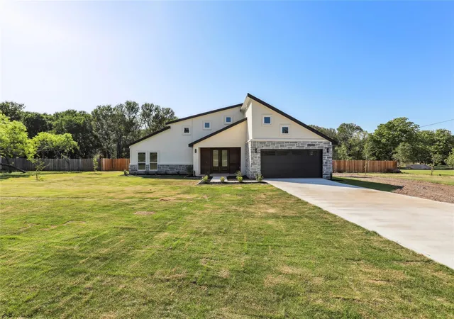3rd image of 130 Creekwood Trl, Cedar Creek, TX 78612 | MLS# 5209514