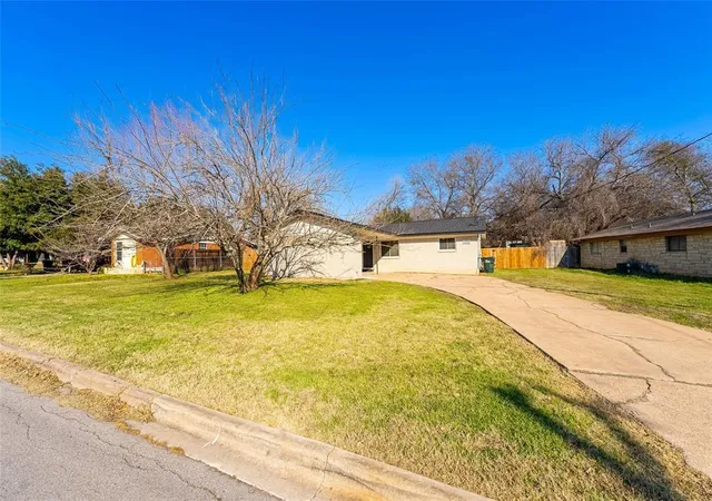 2nd image of 4306 Shallowbrook Trl, Austin, TX 78744 | MLS# 3246695
