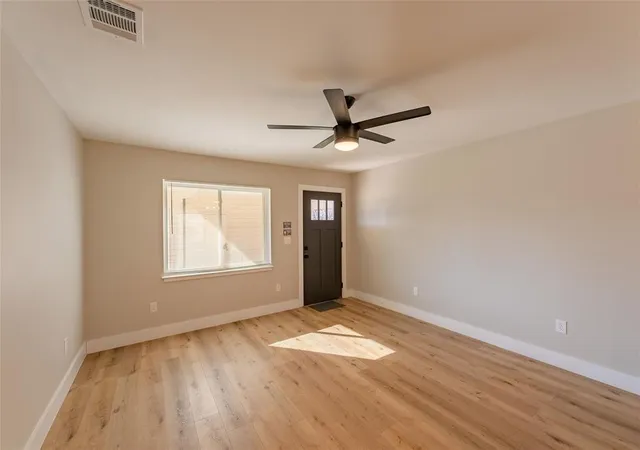 3rd image of 4306 Shallowbrook Trl, Austin, TX 78744 | MLS# 3246695