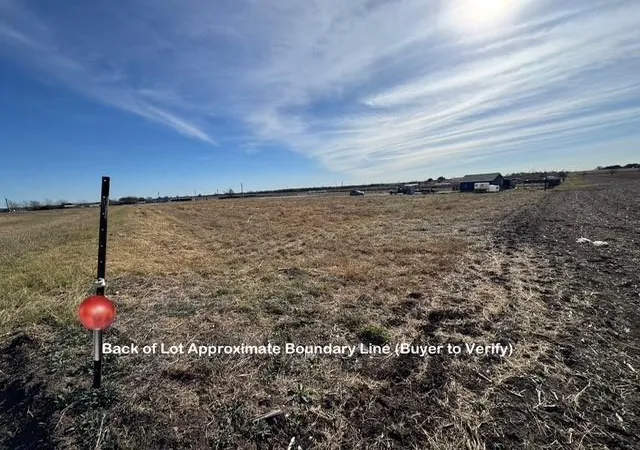 4th image of 709 County Road 333, Granger, TX 76530 | MLS# 8728195