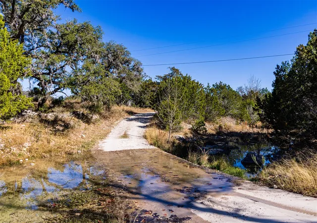 Photo 3 of House for sale at 641 Patterson Crk Rd, Leakey, TX 78873 | MLS# 7884046 | Listing updated on 2026-09-08