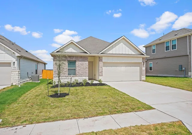 Photo 2 of Single family home for sale at 300 Sleep Holw, Jarrell, TX 76537 | MLS# 1171766 | Listing updated on 2026-10-27
