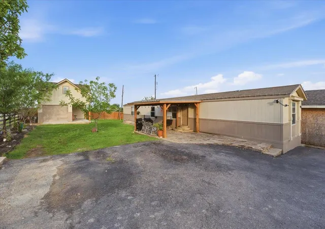 1st image of 112 Storm Ct, Kyle, TX 78640 | MLS# 9182488