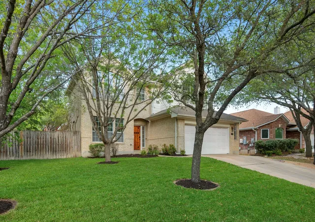 Photo 2 of Single family home for sale at 1734 Chasewood Dr, Austin, TX 78727 | MLS# 2257029 | Listing updated on 2026-10-09