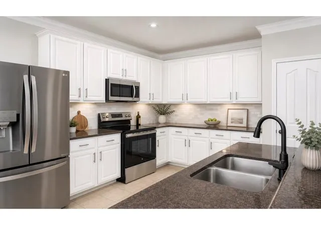 Photo 2 of Single family home for sale at 22121 Rose Grass Ln, Spicewood, TX 78669 | MLS# 8201611 | Listing updated on 2026-07-31