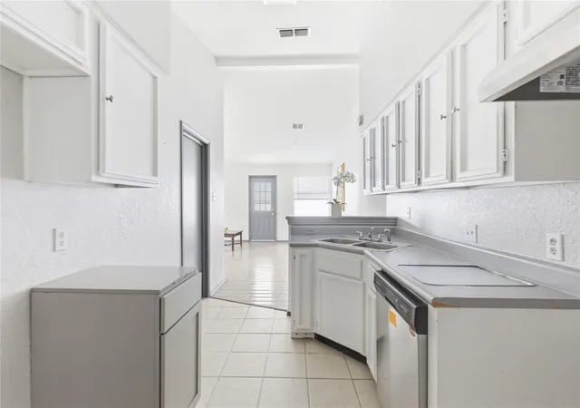 Photo 4 of Single family home for sale at 10600 N Platt River Dr, Austin, TX 78748 | MLS# 4168537 | Listing updated on 2026-09-28