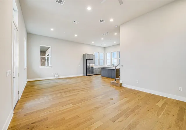 Photo 4 of Single family home for sale at 6136 Florencia Ln, Austin, TX 78724 | MLS# 7425738 | Listing updated on 2026-08-22