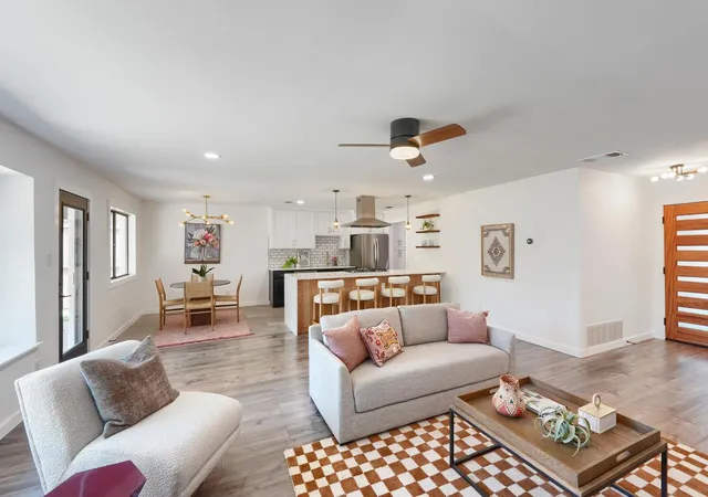 Photo 2 of Single family home for sale at 6108 Bridlington Cir, Austin, TX 78745 | MLS# 3581012 | Listing updated on 2026-10-08