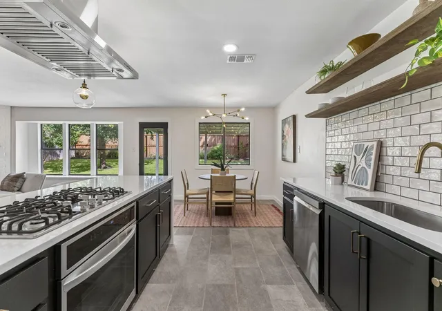 4th image of 6108 Bridlington Cir, Austin, TX 78745 | MLS# 3581012