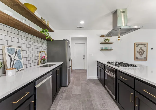 5th image of 6108 Bridlington Cir, Austin, TX 78745 | MLS# 3581012