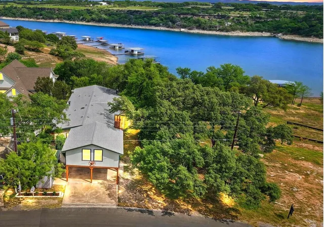 Homes for sale in Spicewood, TX | 1019 Lake Shore Dr, Spicewood, TX 78669 | MLS# 4661917