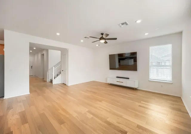Photo 4 of Single family home for sale at 12637 Orchard Grv Ln, Manor, TX 78653 | MLS# 8262375 | Listing updated on 2026-08-11