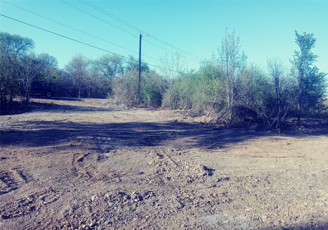 Photo 2 of Land for sale at 8818 Elroy Rd, Del Valle, TX 78617 | MLS# 9482006 | Listing updated on 2026-08-09