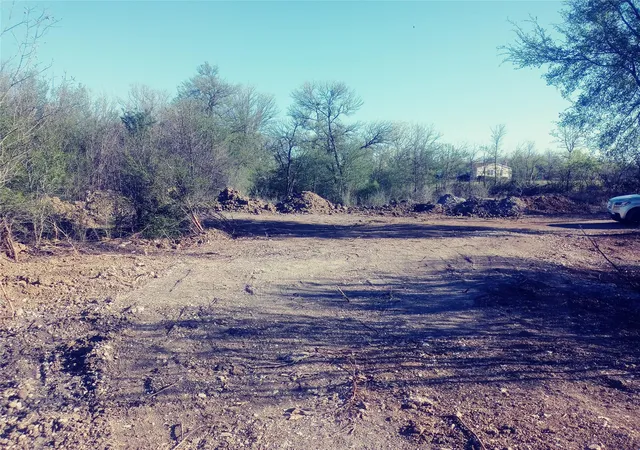 Photo 3 of Land for sale at 8818 Elroy Rd, Del Valle, TX 78617 | MLS# 9482006 | Listing updated on 2026-08-09