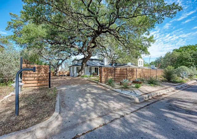 3rd image of 2308 Forest Ave, Austin, TX 78704 | MLS# 9725009