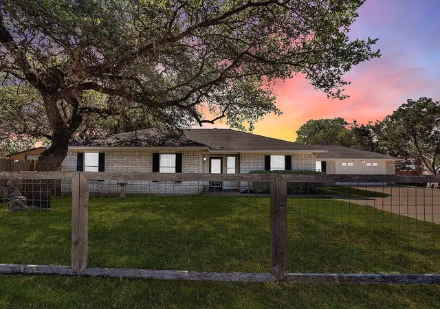 Homes for sale in Canyon Lake, TX | 1106 Amanda, Canyon Lake, TX 78133 | MLS# 2717300