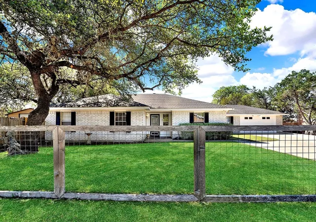 Homes for sale in Canyon Lake, TX | 1106 Amanda, Canyon Lake, TX 78133 | MLS# 2717300