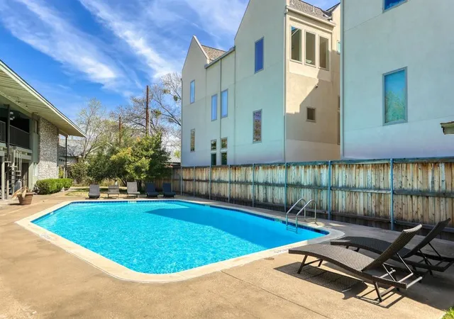 2nd image of 2308 Enfield Rd, Austin, TX 78703
