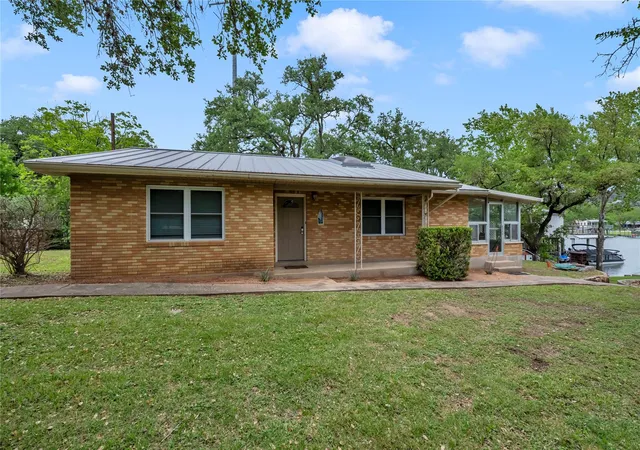 2nd image of 817 County Road 126, Kingsland, TX 78639 | MLS# 8102287