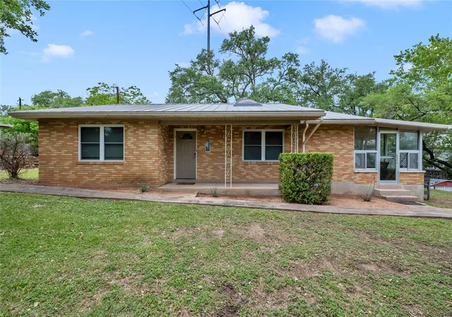3rd image of 817 County Road 126, Kingsland, TX 78639 | MLS# 8102287