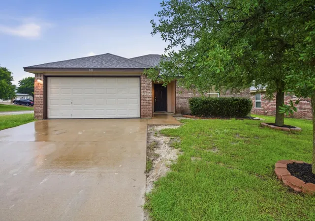 Photo 2 of Single family home for sale at 101 Soapstone Dr, Jarrell, TX 76537 | MLS# 5636353 | Listing updated on 2026-09-19