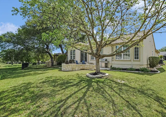 1st image of 305 Rosecliff Dr, Georgetown, TX 78633 | MLS# 4039309