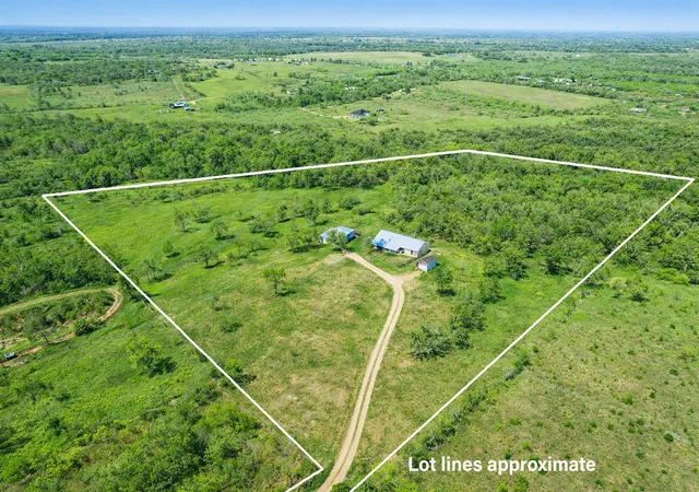 Homes for sale in Dale, TX | 14985 Fm 86, Dale, TX 78616 | MLS# 6255985