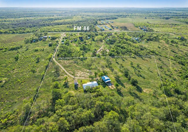 Homes for sale in Dale, TX | 14985 Fm 86, Dale, TX 78616 | MLS# 6255985