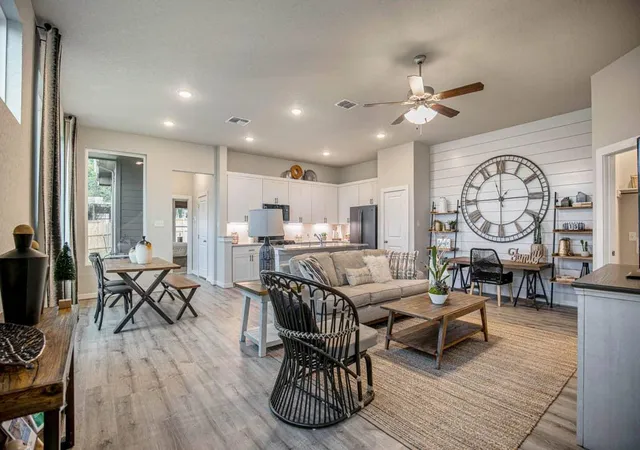 Photo 2 of Single family home for sale at 113 Flora Springs Cv, Liberty Hill, TX 78642 | MLS# 3102294 | Listing updated on 2026-09-03
