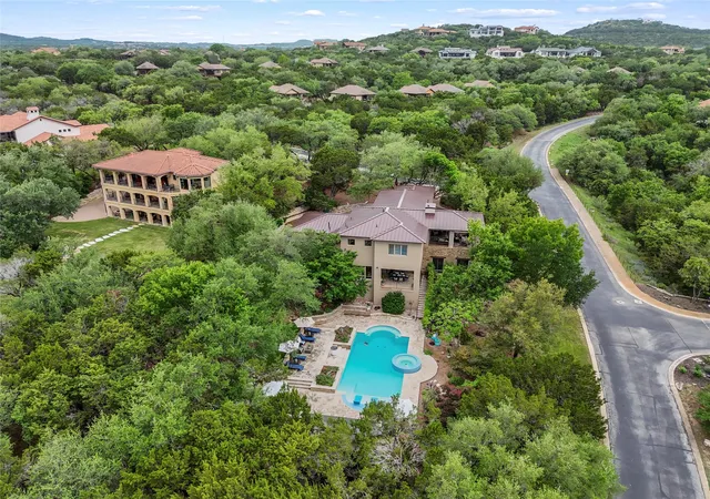 Photo 1 of Single family home for sale at 17501 Navigation Ln, Lago Vista, TX 78645 | MLS# 8813270 | Listing updated on 2026-09-24