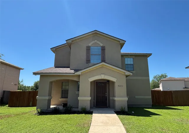 25th image of 5211 Viewpoint Dr, Austin, TX 78744 | MLS# 5652542